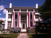 Linden Place Mansion’s Annual Fourth of July Parade Picnic