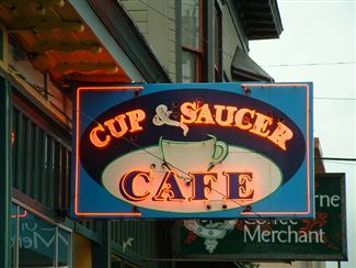 SE Portland - Cup and Saucer Cafe, Hawthorne Ave