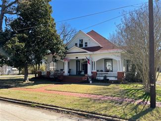 Historic real estate listing for sale in Teague, TX