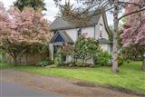 View more information about this historic property for sale in Lake Oswego, Oregon