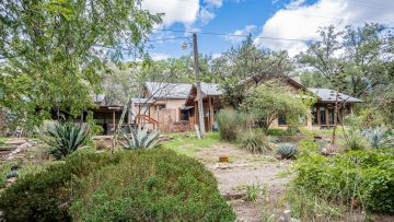 Lincoln County Historical Venue, historic property for sale in Hondo, New Mexico (photo 16 of 29)