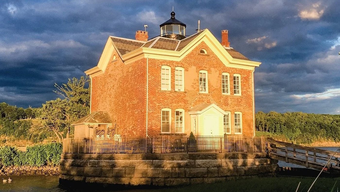 Saugerties Lighthouse Bed & Breakfast