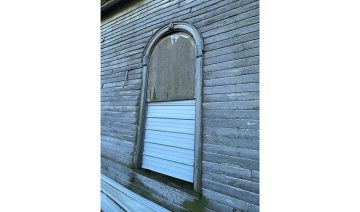 South Martin Church, historic property for sale in Loogootee, IN (photo 3 of 3)